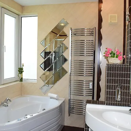 Apartament Marrinella *